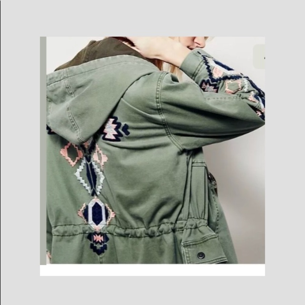 FREE PEOPLE DISTRESSED PARKA COAT unique ADORABLE - Picture 3 of 6